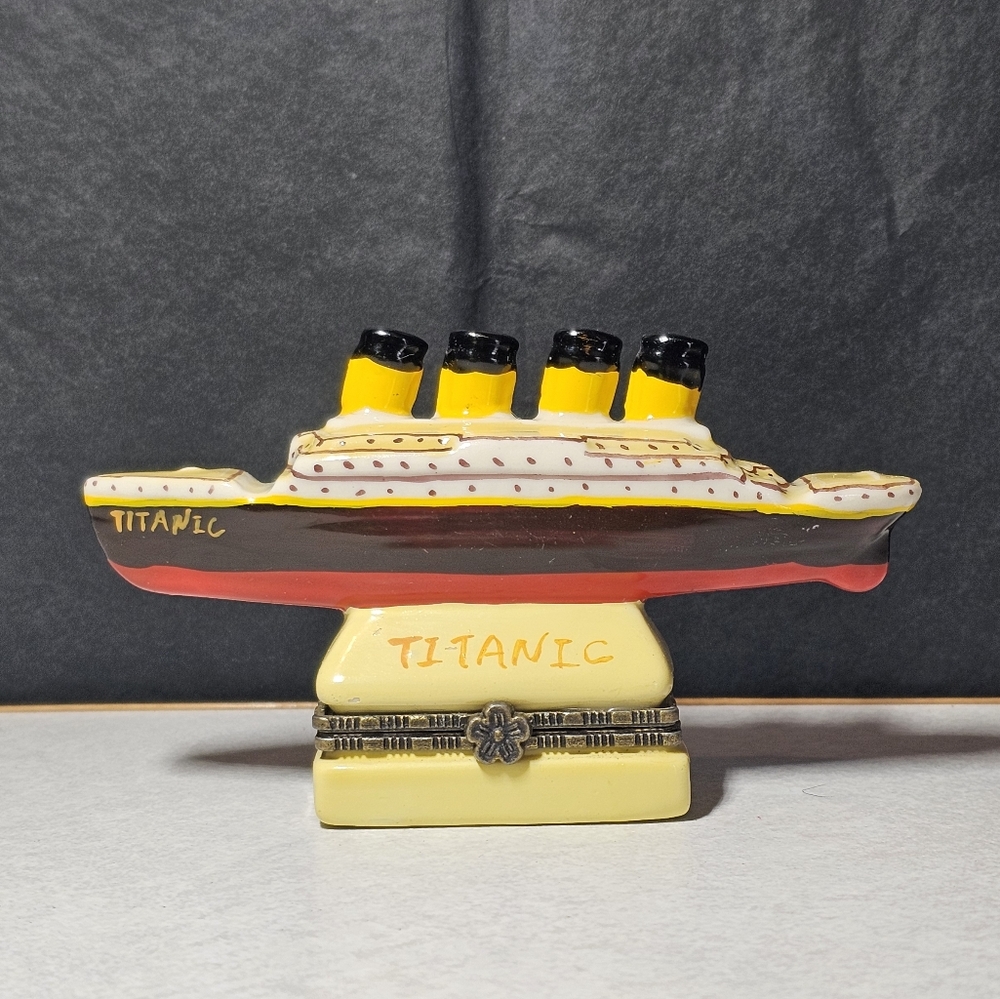 Titanic Ship Figurine